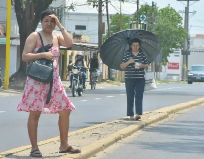 Jueves muy caluroso en Corrientes y viernes con altas temperaturas persistentes